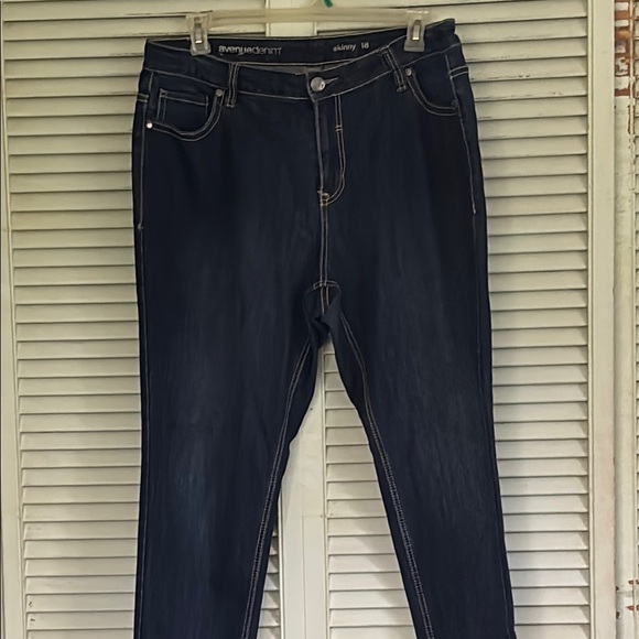 Plus size Avenue Blue Skinny Jeans Sleek Fit size 18 - Picture 9 of 14